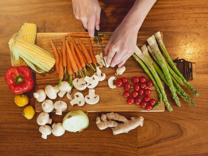 Nutrition for Type 1 and Type 2 Diabetes
